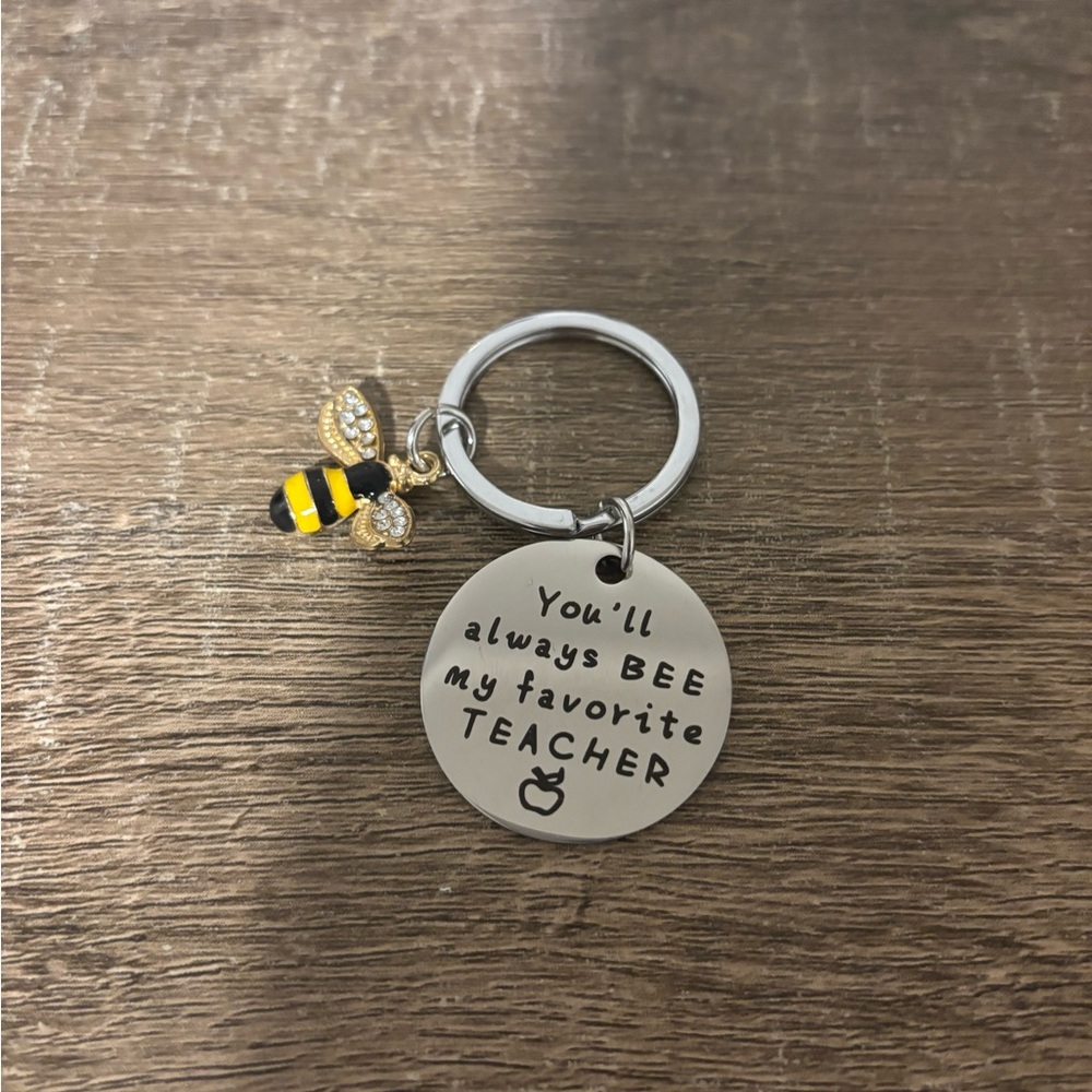 NWOT KEYCHAIN